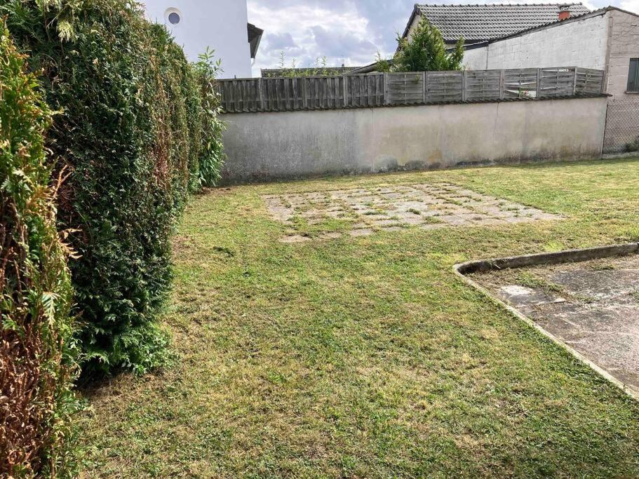 Maison Avec Jardin A Laon / House With Garden In Laon Exterior photo